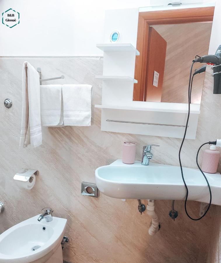 B&B Giosue Napoli Eksteriør billede